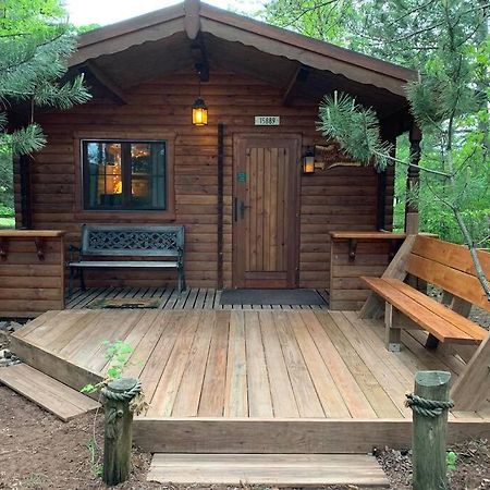 Honeybear Hideaway Cabin Hayward Dış mekan fotoğraf