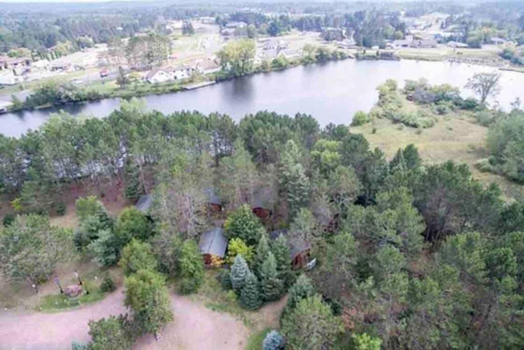 Honeybear Hideaway Cabin Hayward Dış mekan fotoğraf
