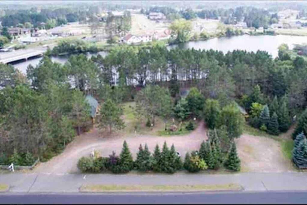 Honeybear Hideaway Cabin Hayward Dış mekan fotoğraf